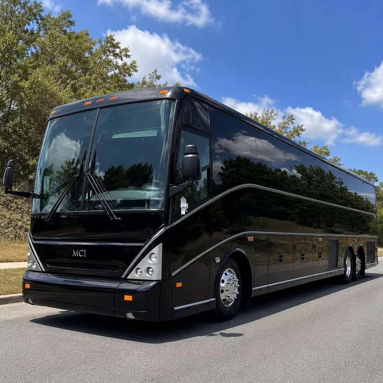 employee shuttle services that keep your worcester workforce moving