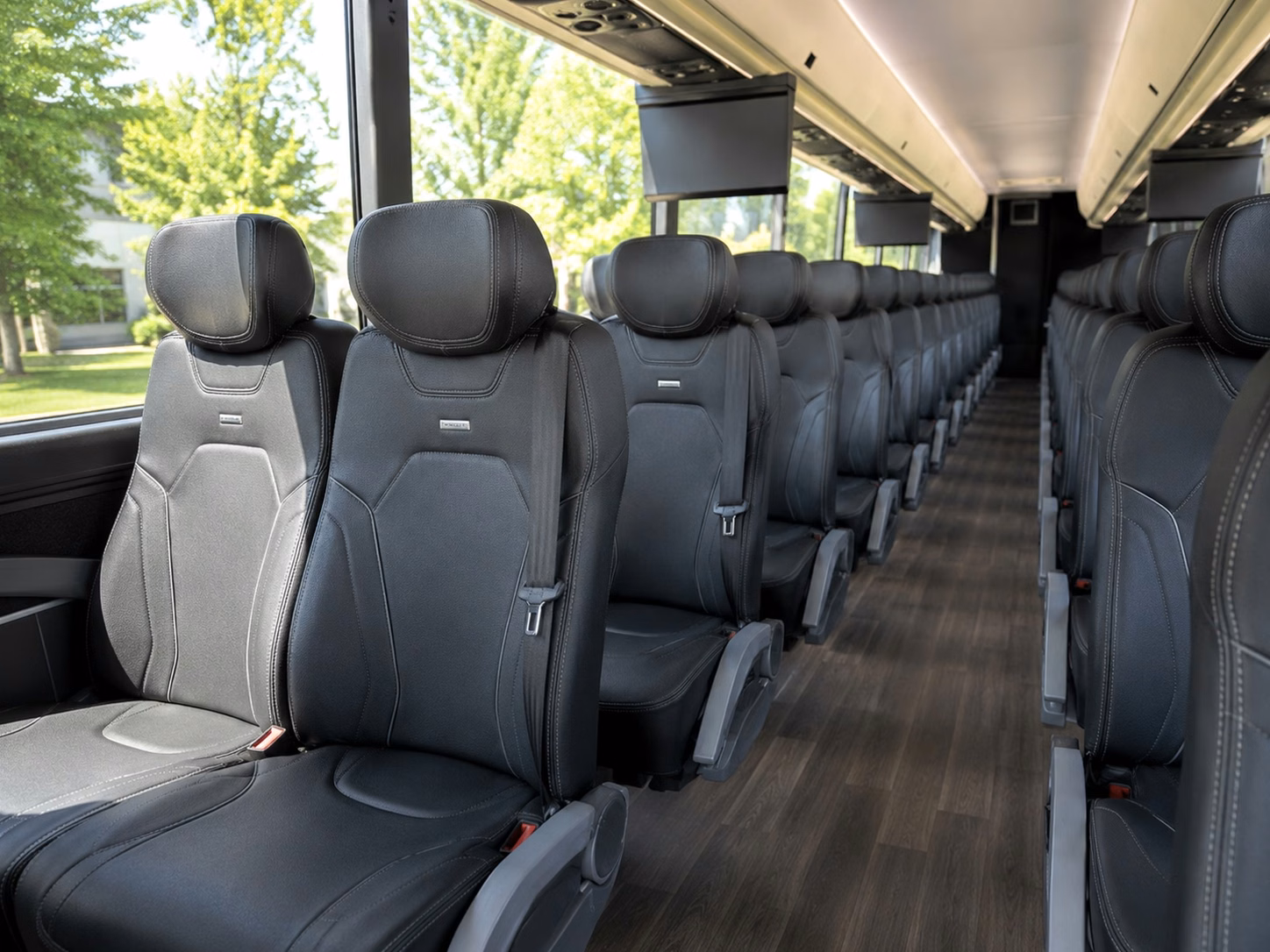 game day charter bus rentals for worcester sports fans and teams