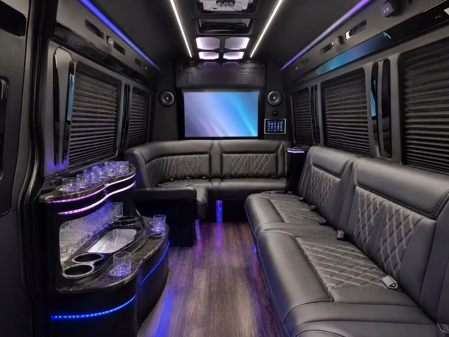 it makes sense to use charterbusworcester com for worcester college group airport transportation